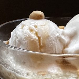 Coconut Ice Cream With sticky rice 500gm
